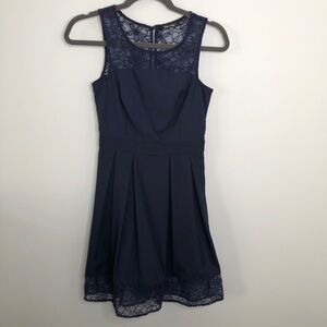 Doe & Roe Blue Floral Lace Trimmed A-Line Dress XS